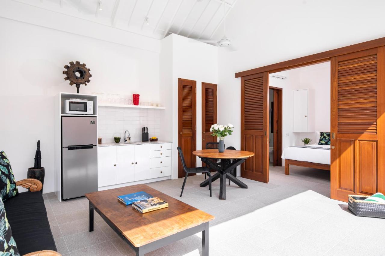 Villa Revo Seminyak Exteriör bild
